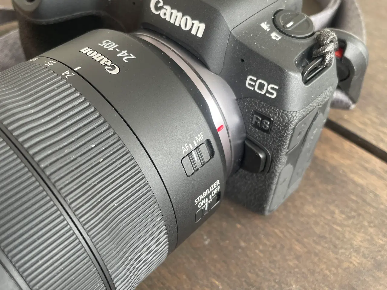 Billede 2 - Canon EOS R8 + 2 Batterier & Oplader – Full Frame