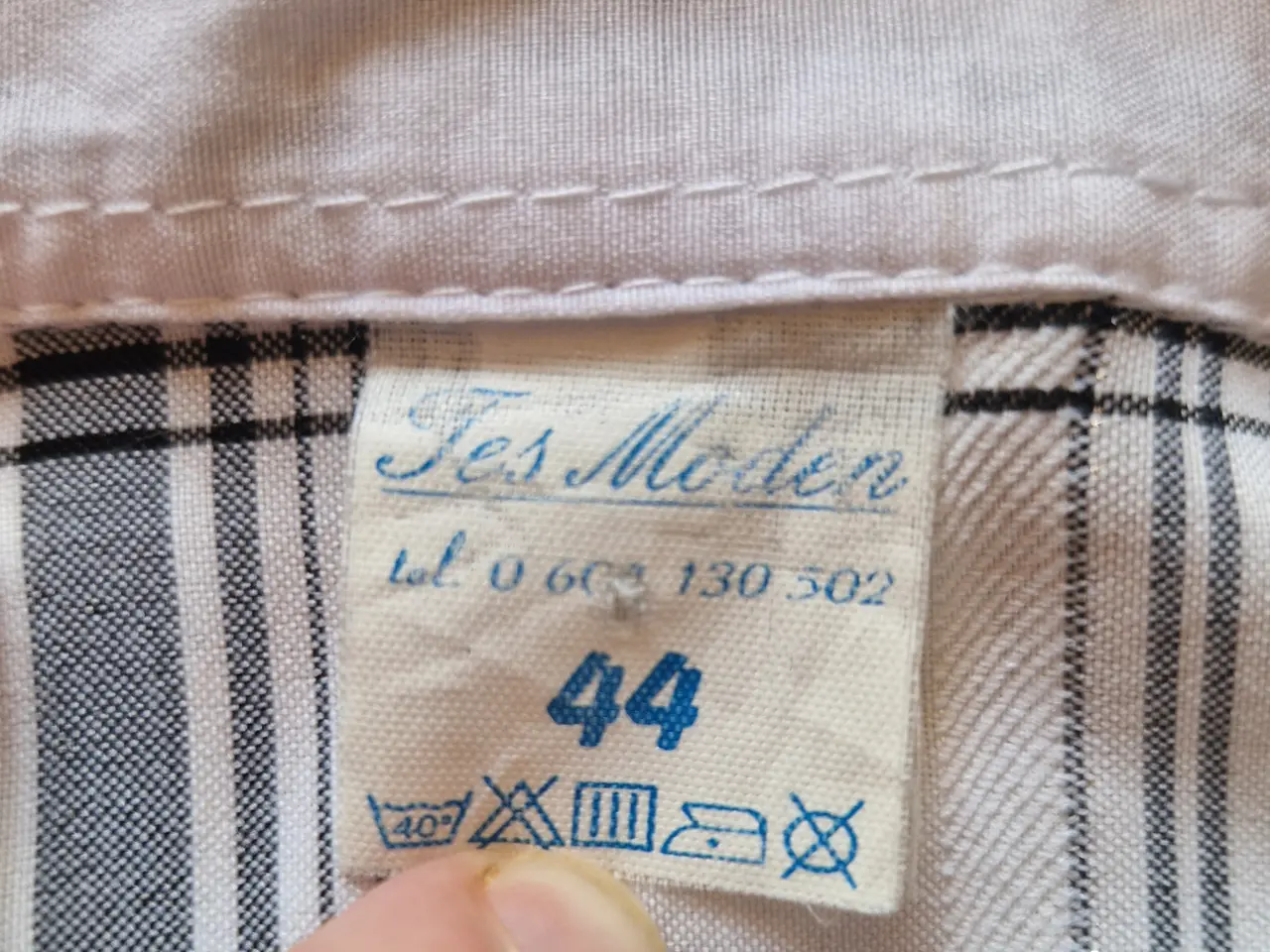 Billede 3 - Tes Moden ternet skjorte/bluse str M