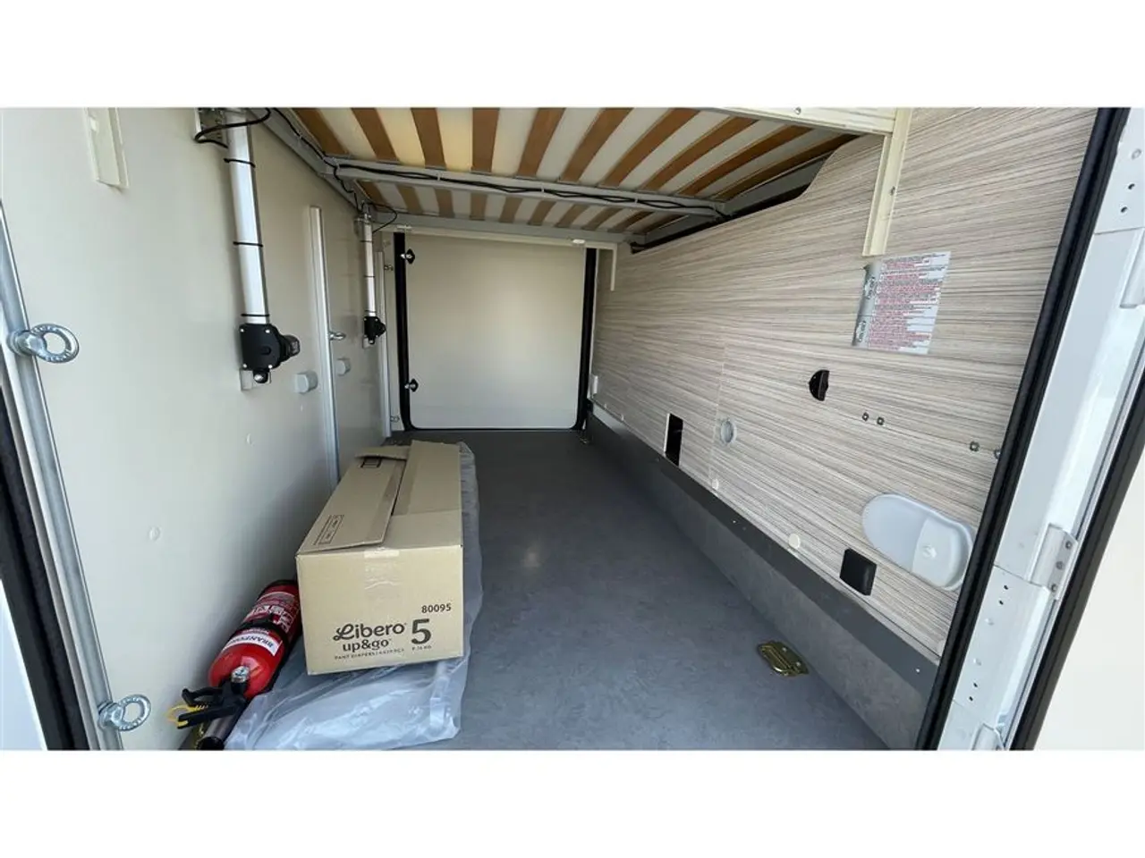 Billede 12 - 2025 - Elnagh T-Loft 582
