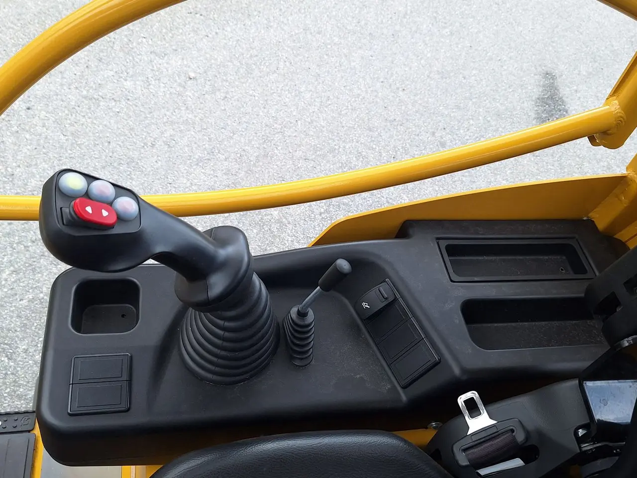 Billede 14 - Eurotrac W12S mellem tårn
