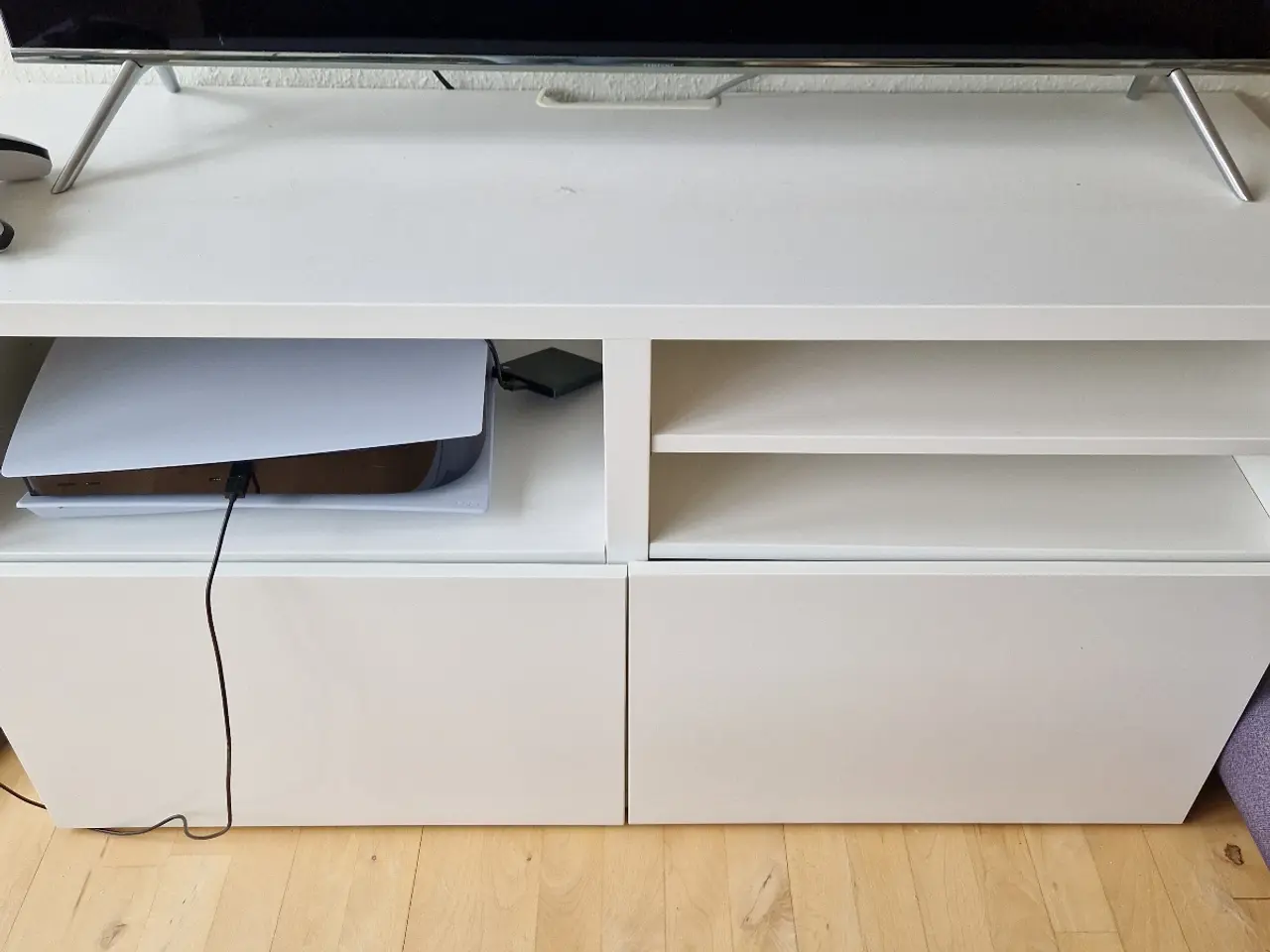 Billede 1 - Flot TV bord 