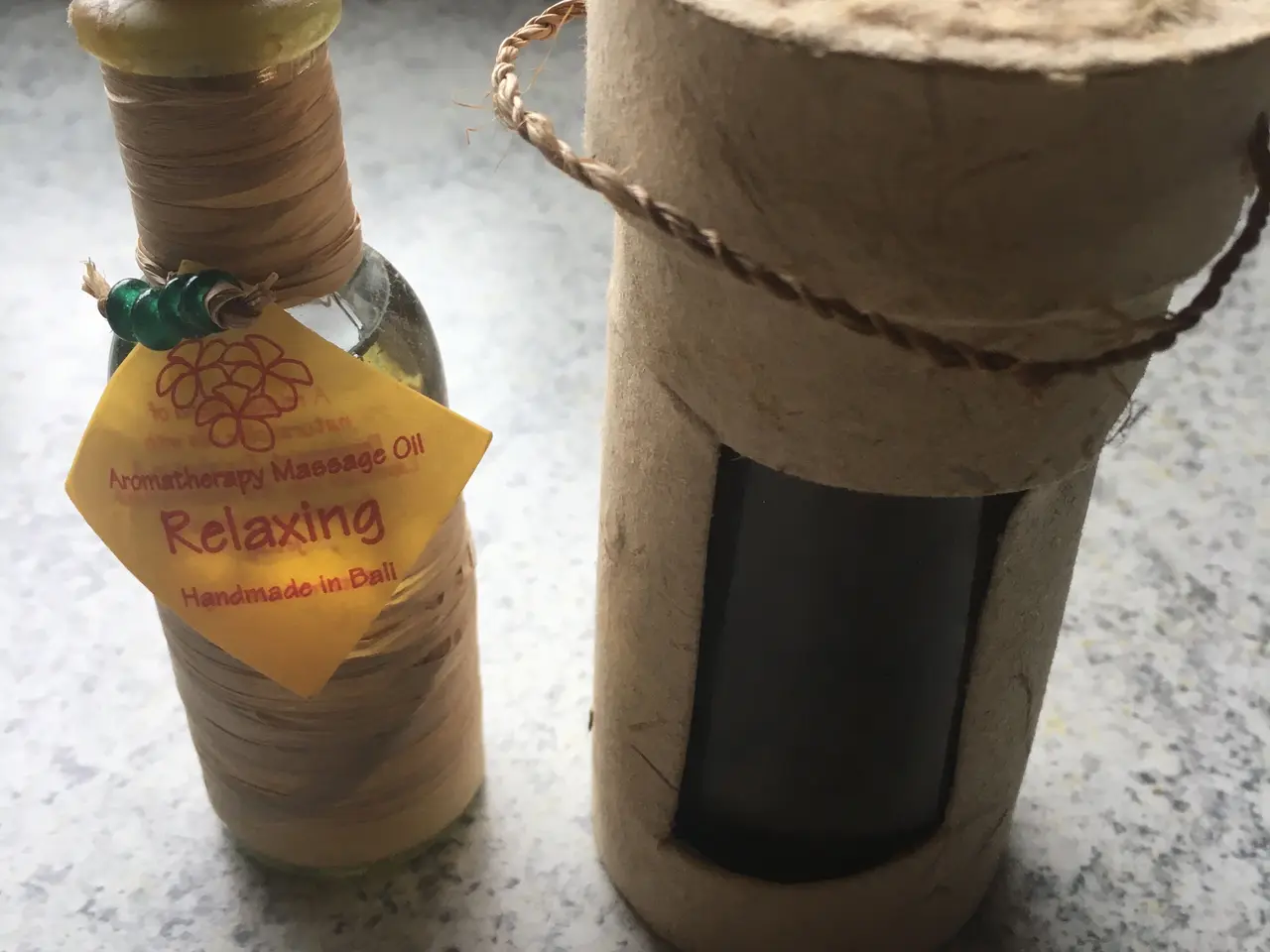 Billede 1 - Helt ny beroligende massageolie. Købt på Bali.
