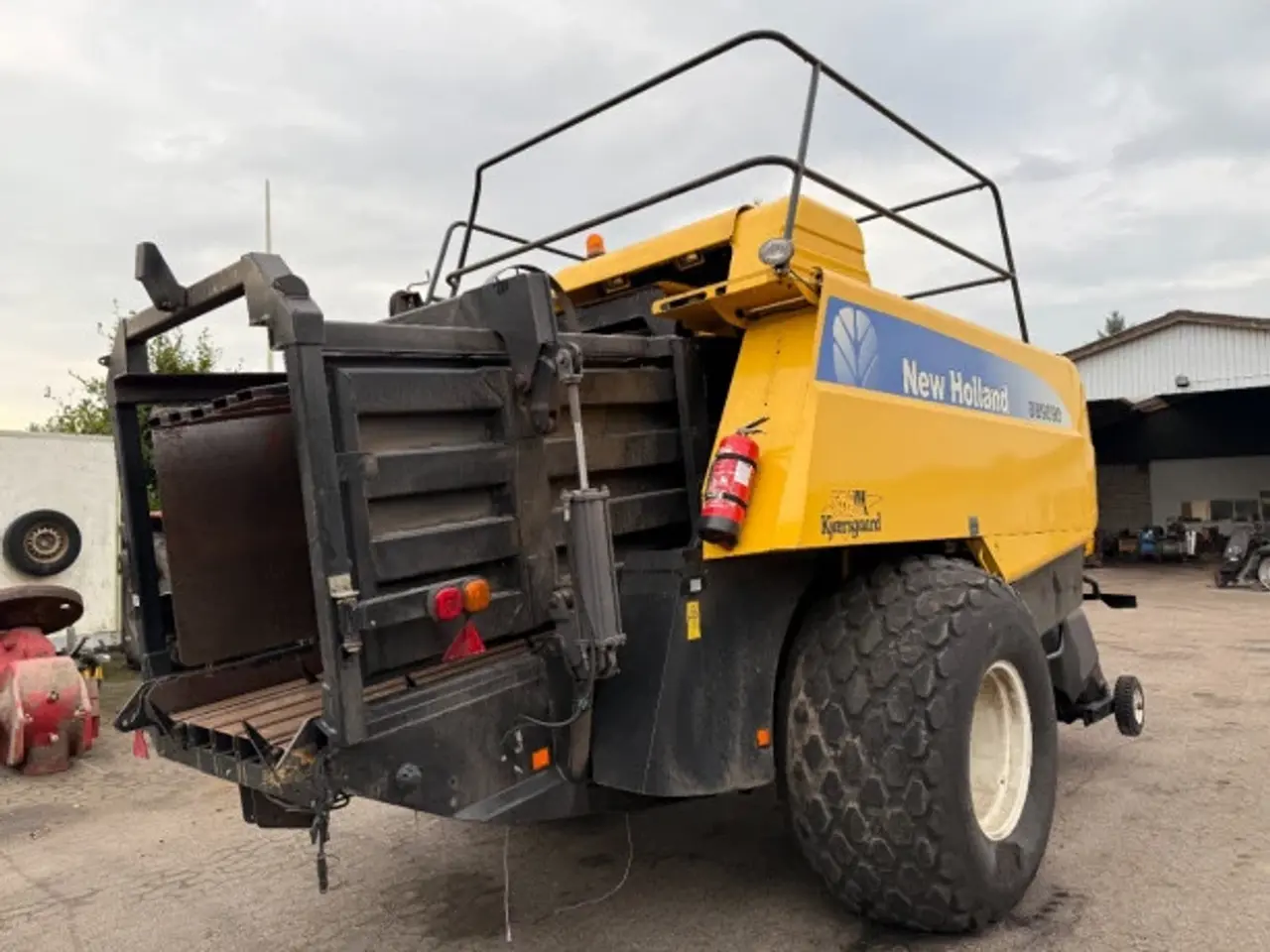 Billede 13 - New Holland BB9090 Sælges i dele/For Parts