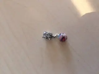 vedhæng til armbånd eller halskæde