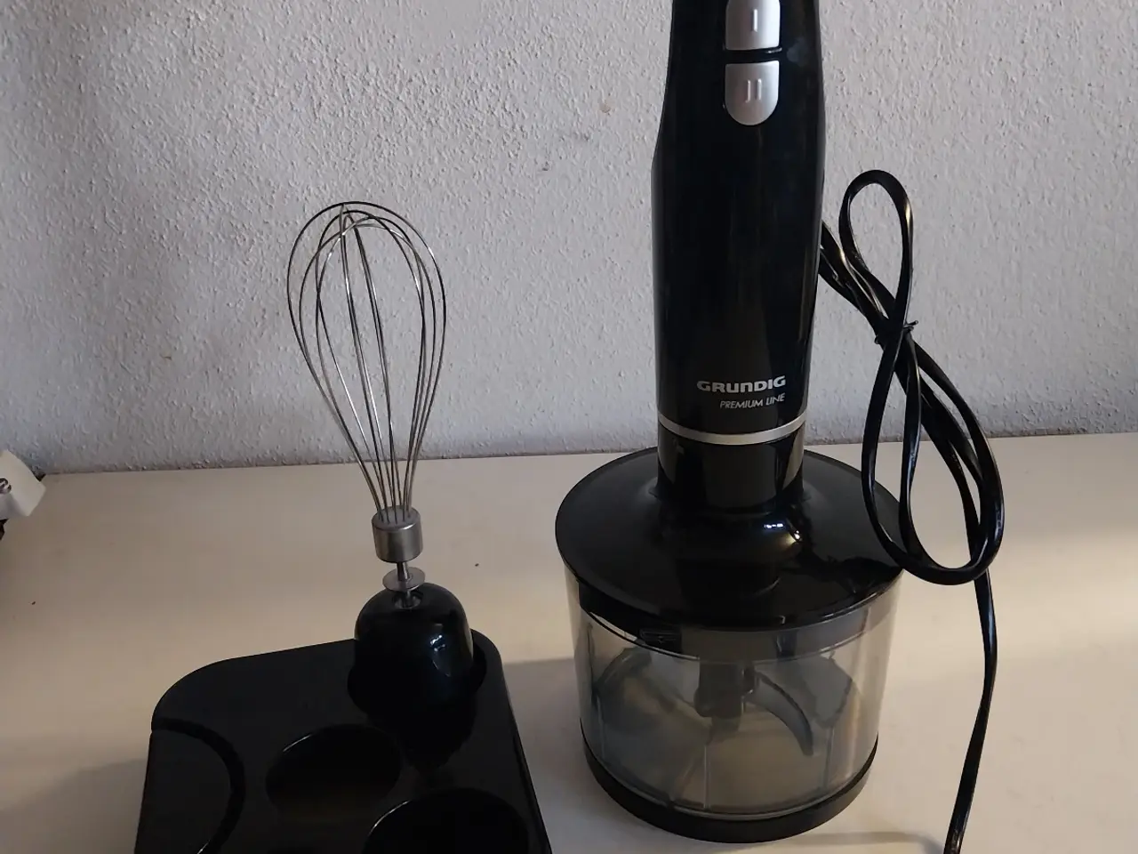 Billede 1 - Grundig minihakker og piskeris