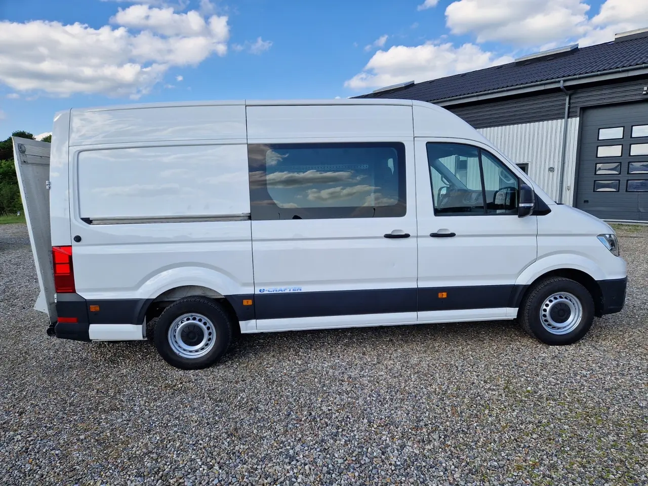 Billede 2 - VW e-Crafter 35  Kassevogn M