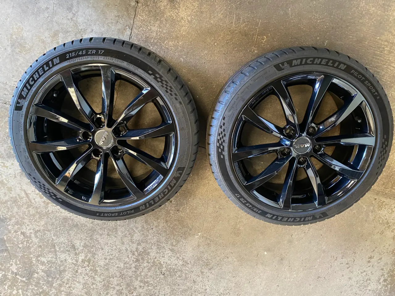Billede 2 - 17” Alu Mak Wolf fælge med Michelin pilot sport 5
