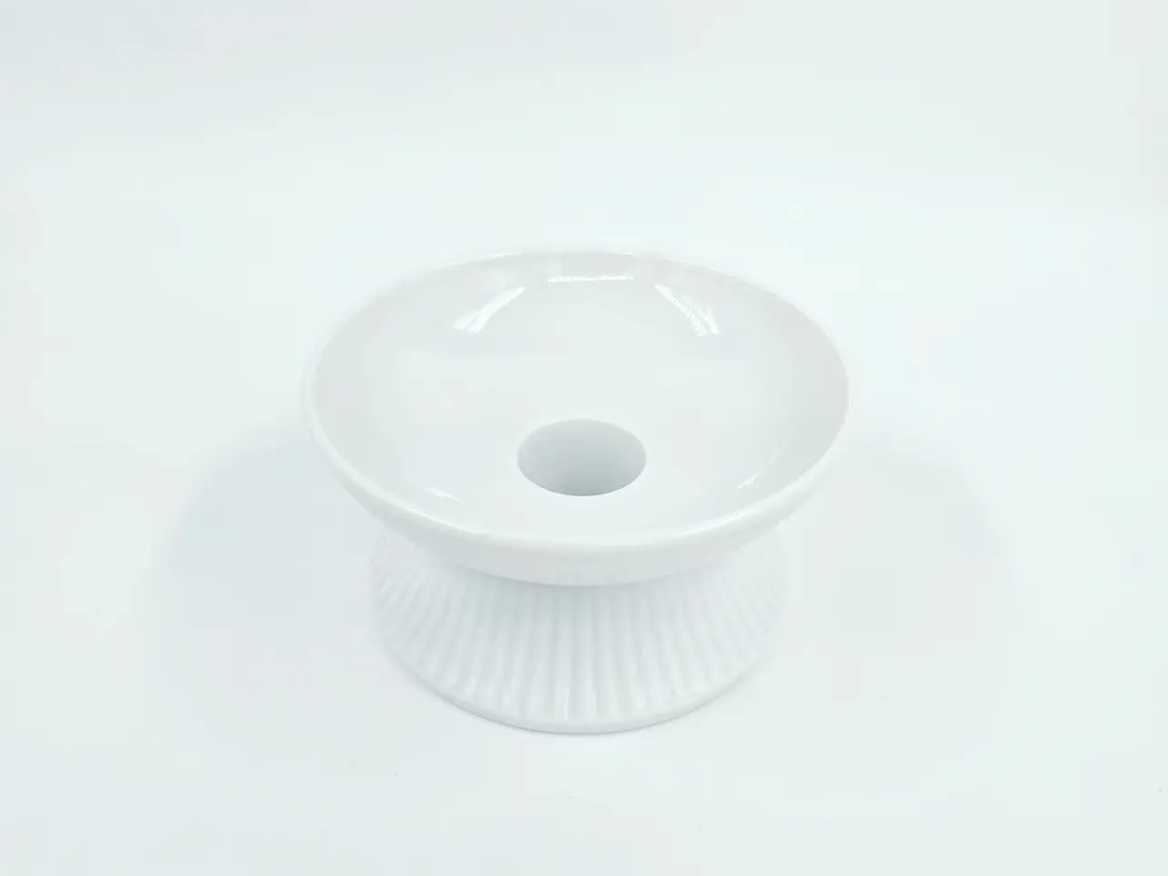 Billede 1 - Elegance Hvid Lysestage nr. 224. sortering 1