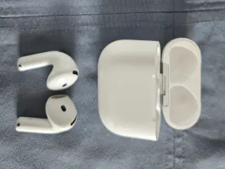 Airpods 4