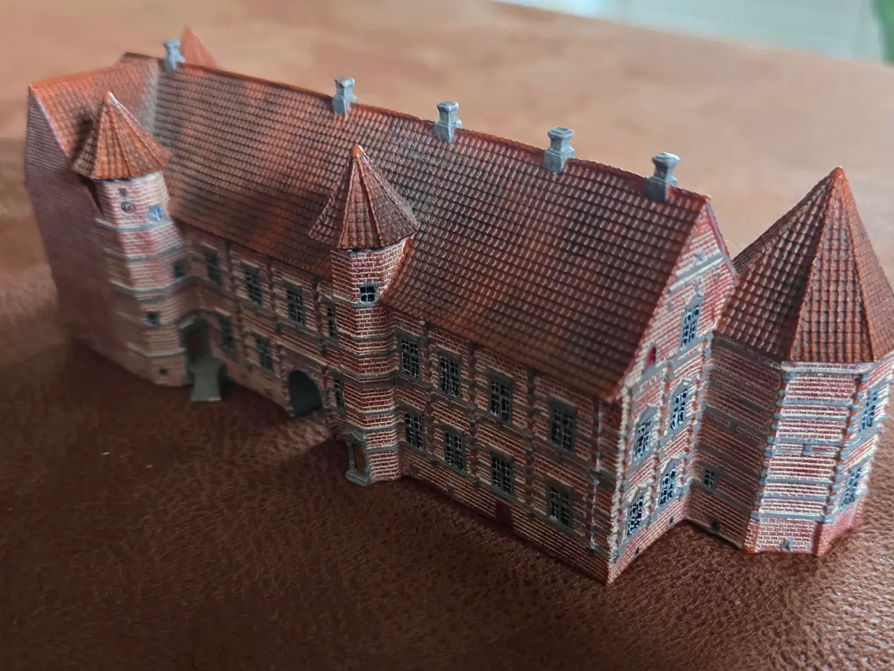 Billede 3 - Trip Trap Miniature – Voergård Slot (Model 1:300)