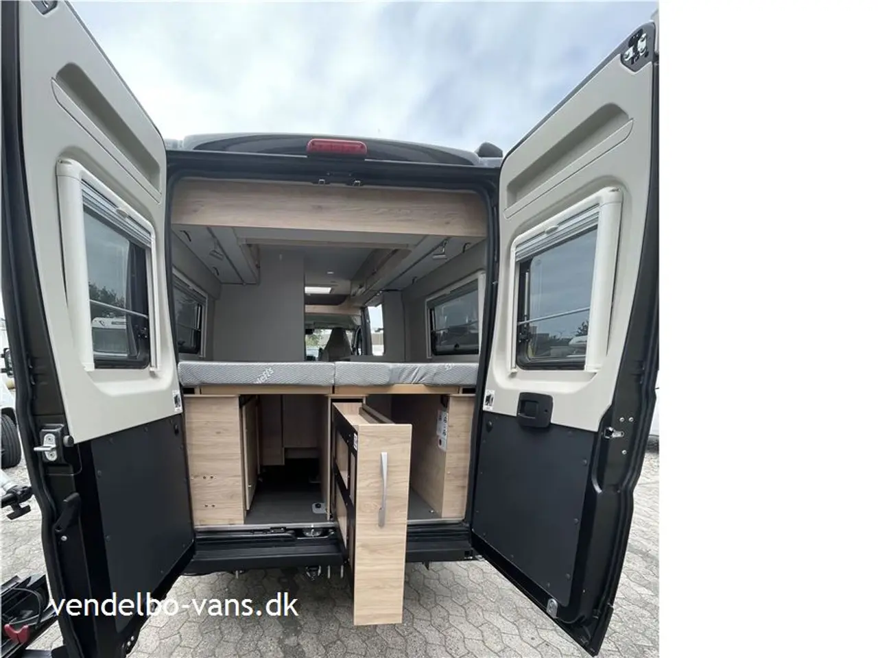 Billede 12 - 2023 - Dethleffs Globetrail   Enkeltsenge og stadig under 6 m