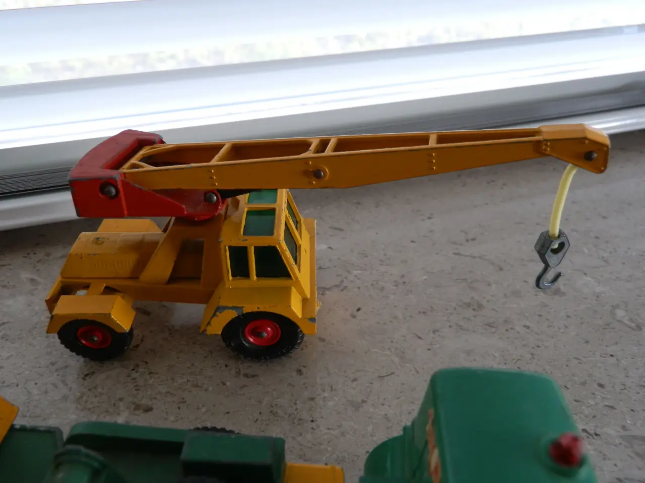 Billede 4 - Matchbox lastbil, dozer og kran
