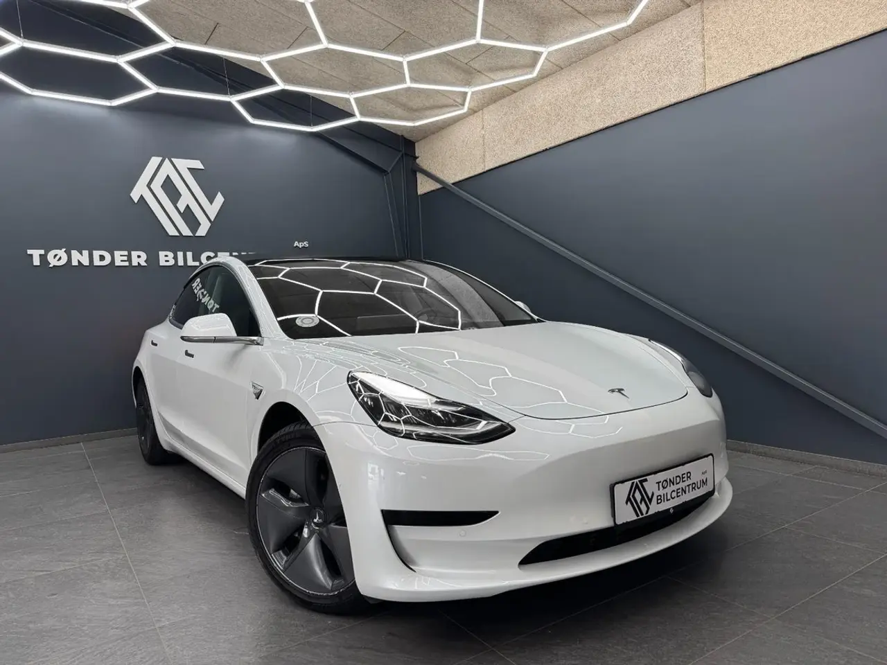 Billede 1 - Tesla Model 3 Standard Range+ RWD
