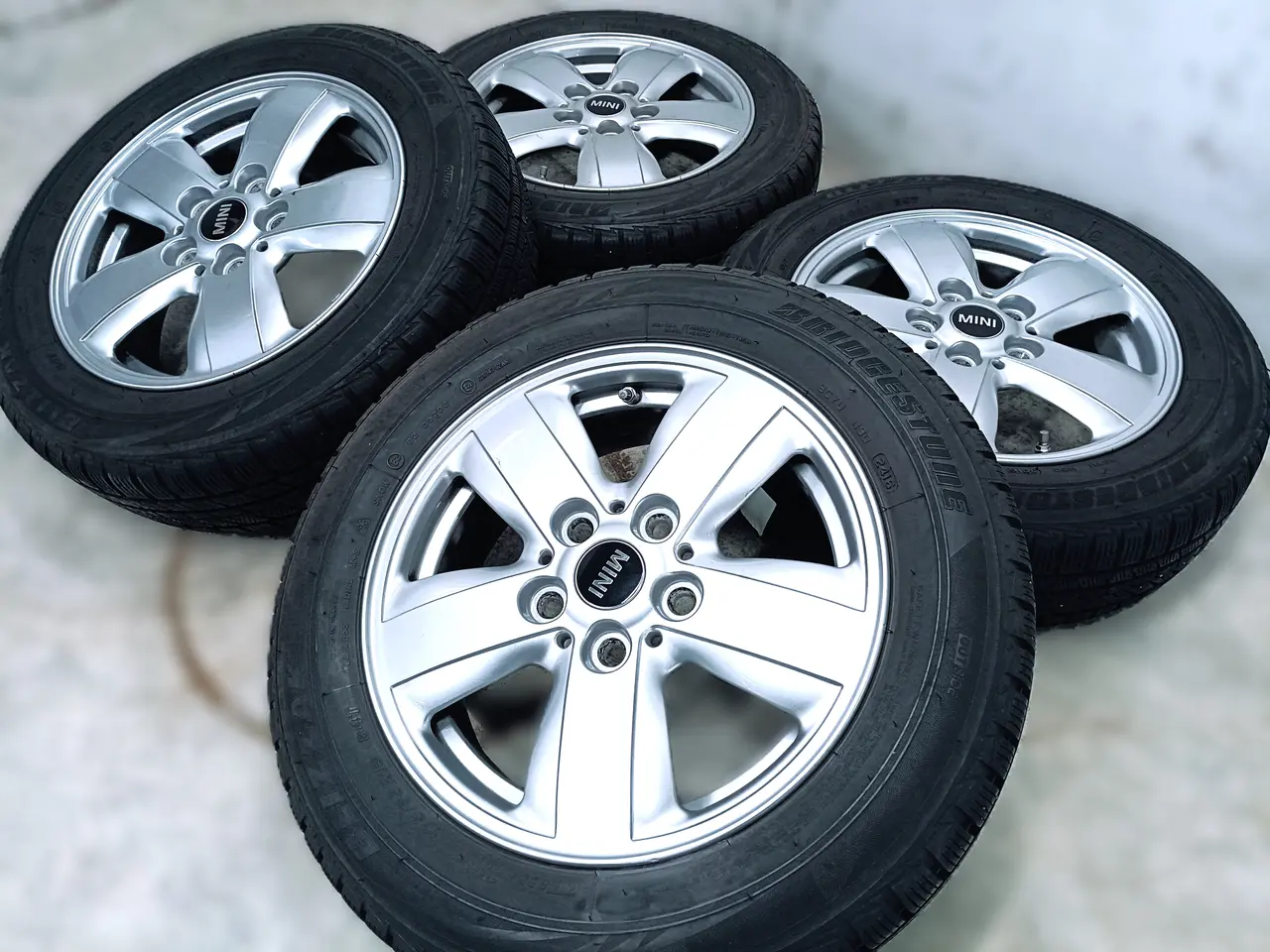 Billede 2 - 5x112 15" ET46 nav 66,6ø MINI vintersæt inkl.TPMS