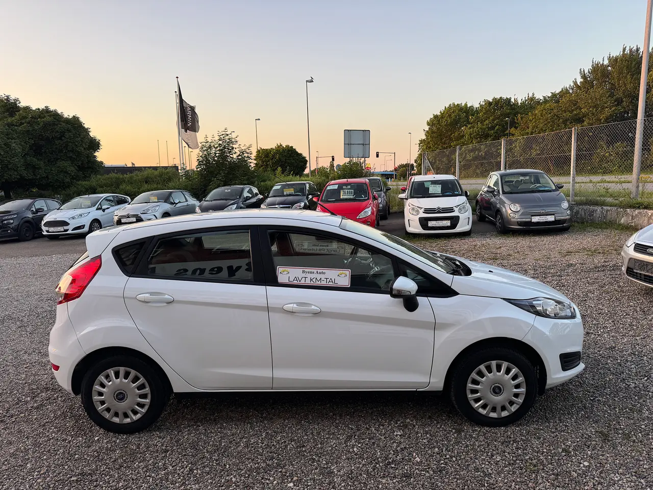 Billede 2 - Ford Fiesta Trend Nysyn Extrem pæn og velholdt
