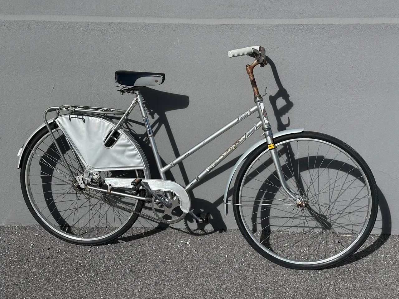 Billede 1 - Flot grå retro damecykel, Cyrus Deluxe