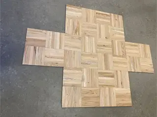 ABC Massivt eg mosaikgulv, firkantet mønster - Massivt eg mosaikgulv parketgulv