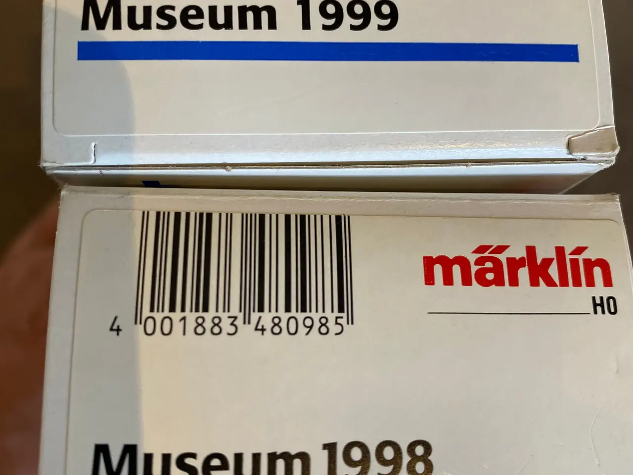 Billede 2 - 2 sæt Märklin med vogne og biler