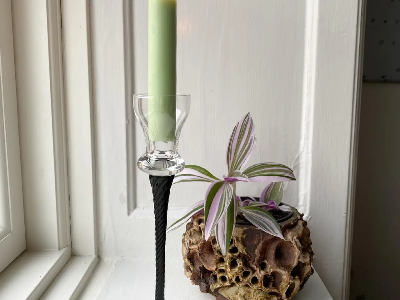 Billede 1 - Klar kumme m auberginefarvet swirl