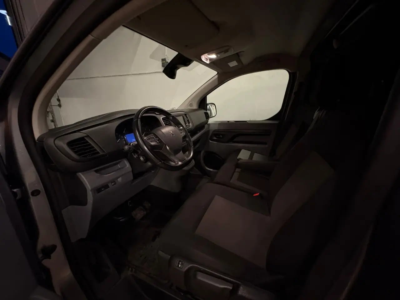 Billede 5 - Peugeot Expert 2,0 BlueHDi 144 L3 Premium EAT8 Van