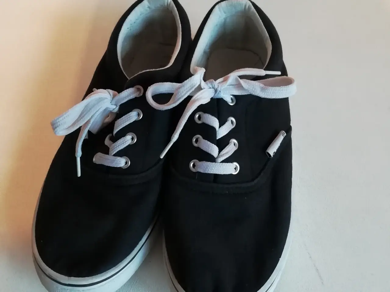 Billede 1 - Sneakers str. 39