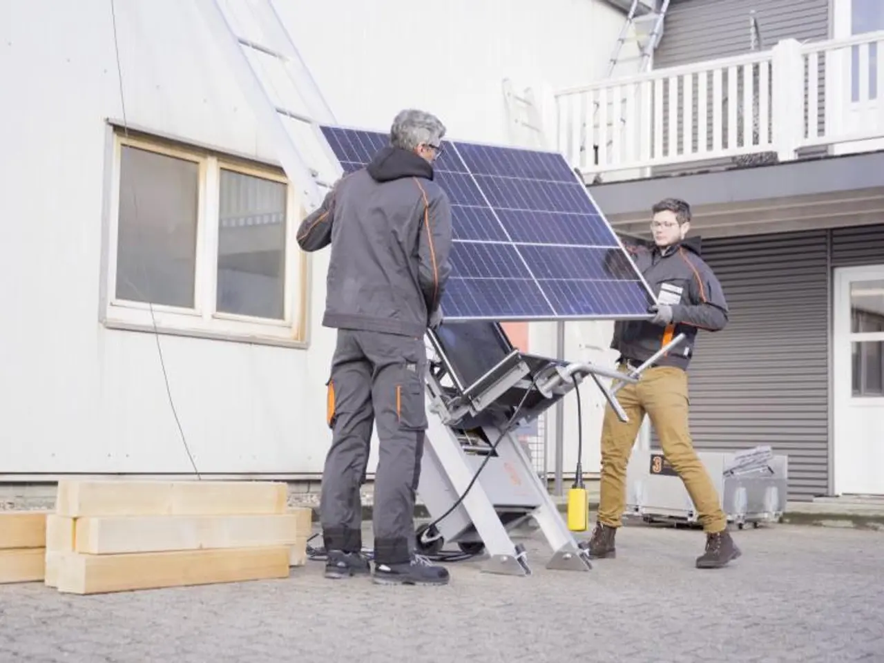 Billede 5 - SolarClimber solcellelift – Effektiv transport af solpaneler op til 21 meter