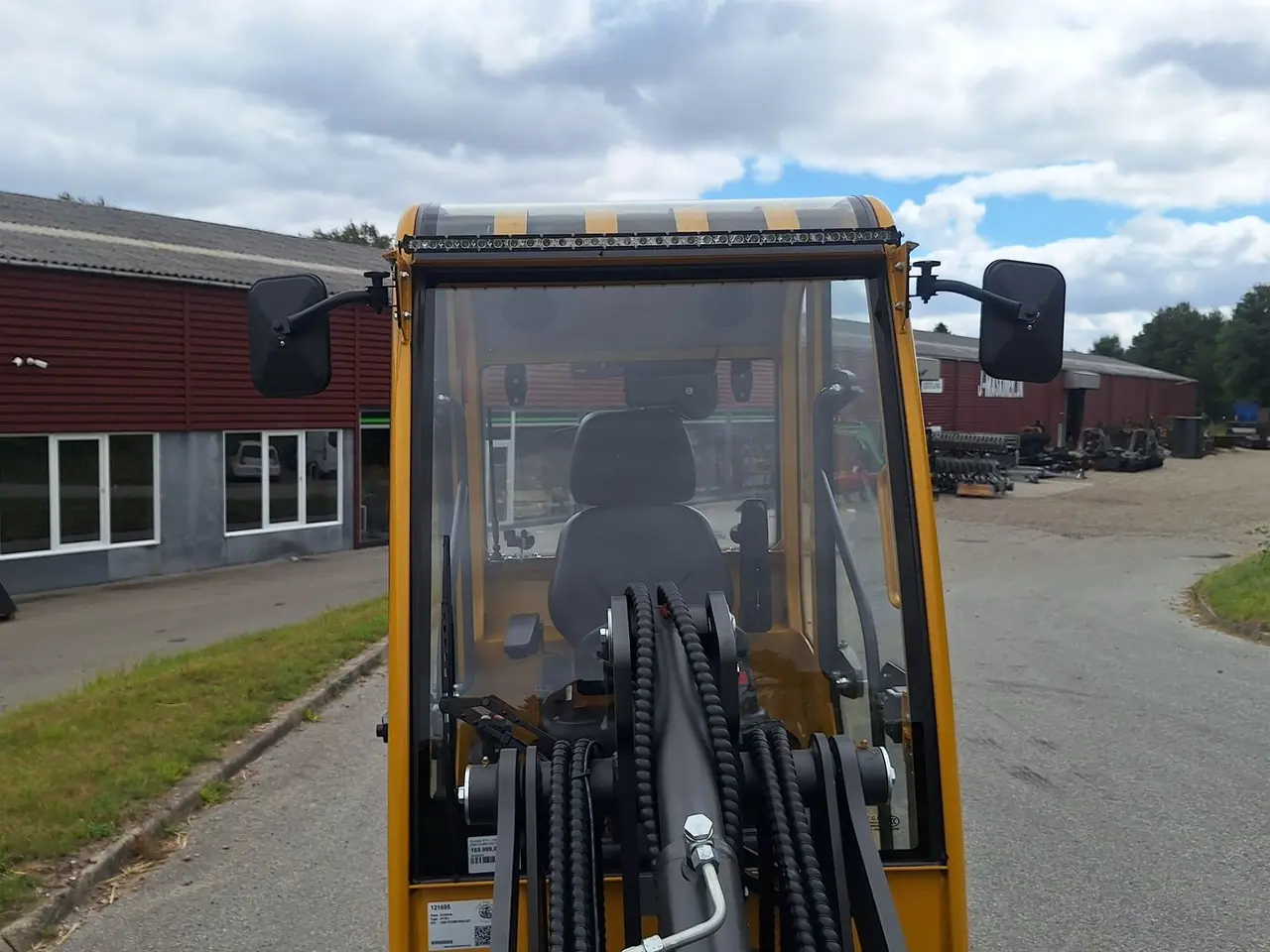 Billede 9 - Eurotrac W11L  Kabine