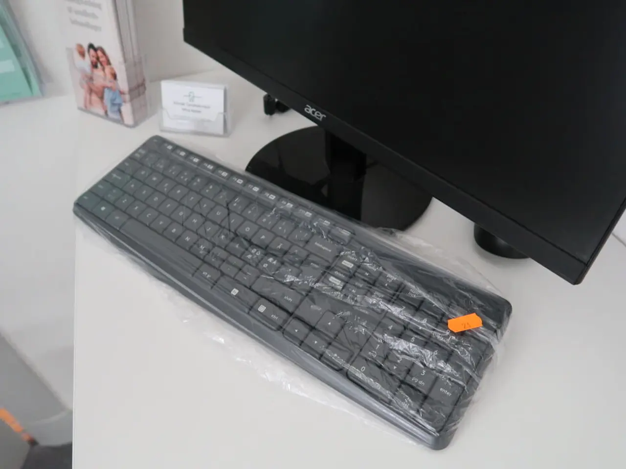 Billede 5 - Computerskærm ACER SA240Y med tastatur og mus