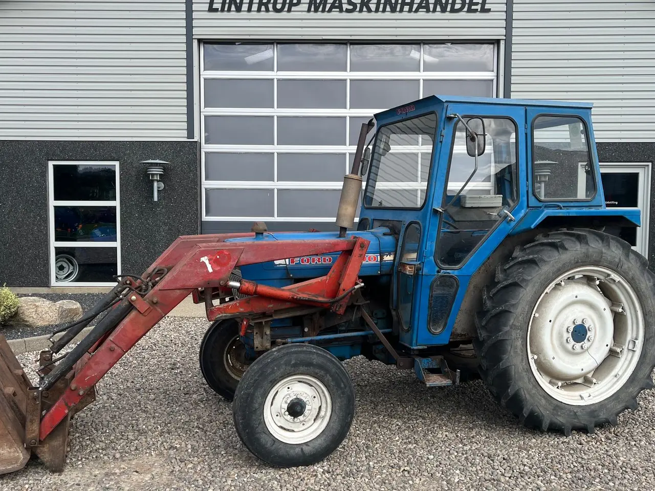 Billede 1 - Ford 4000 Med servo og frontlæsser