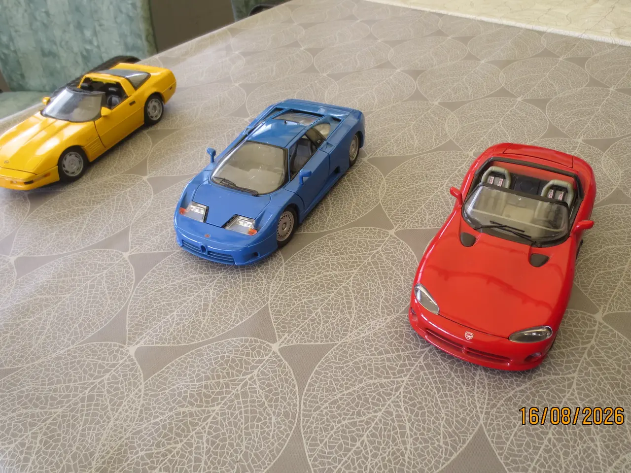 Billede 1 - 3 stk Modelbiler Corvette -Dogde - Bugatti