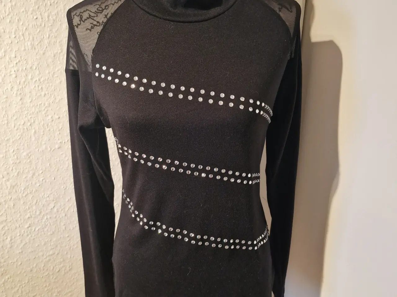 Billede 1 - Sort bluse