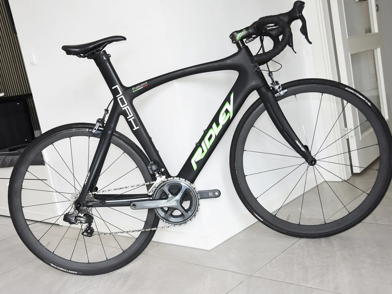 Billede 6 - carbon racercykel elektronisk gear