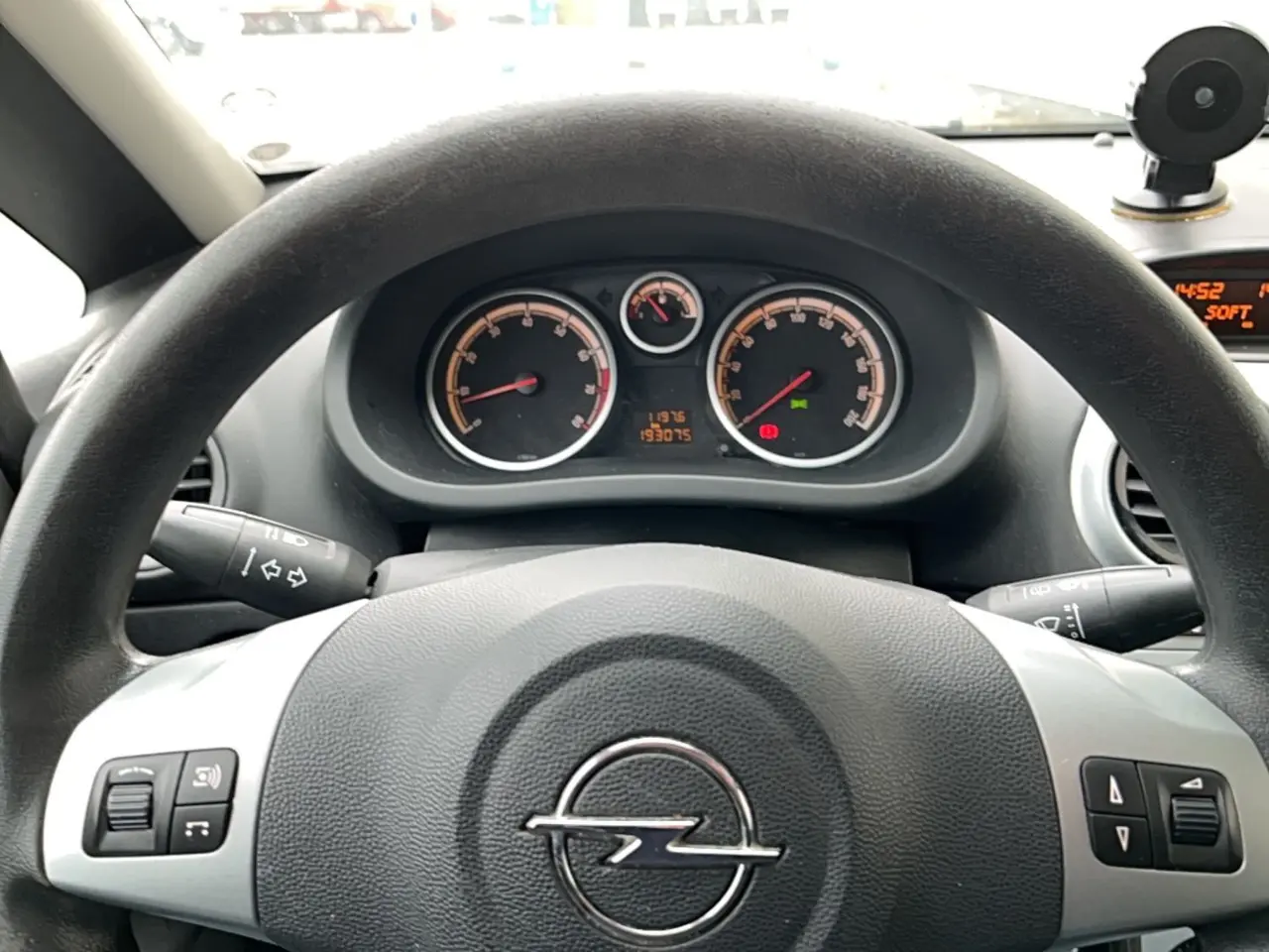 Billede 5 - Opel Corsa 1,2 Twinport Cosmo 80HK 3d