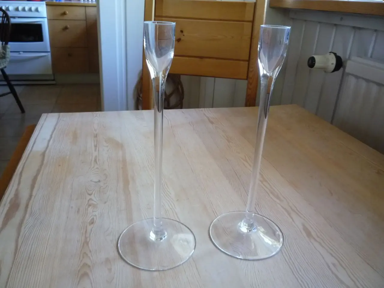 Billede 2 - 2 super flotte lysestager i glas