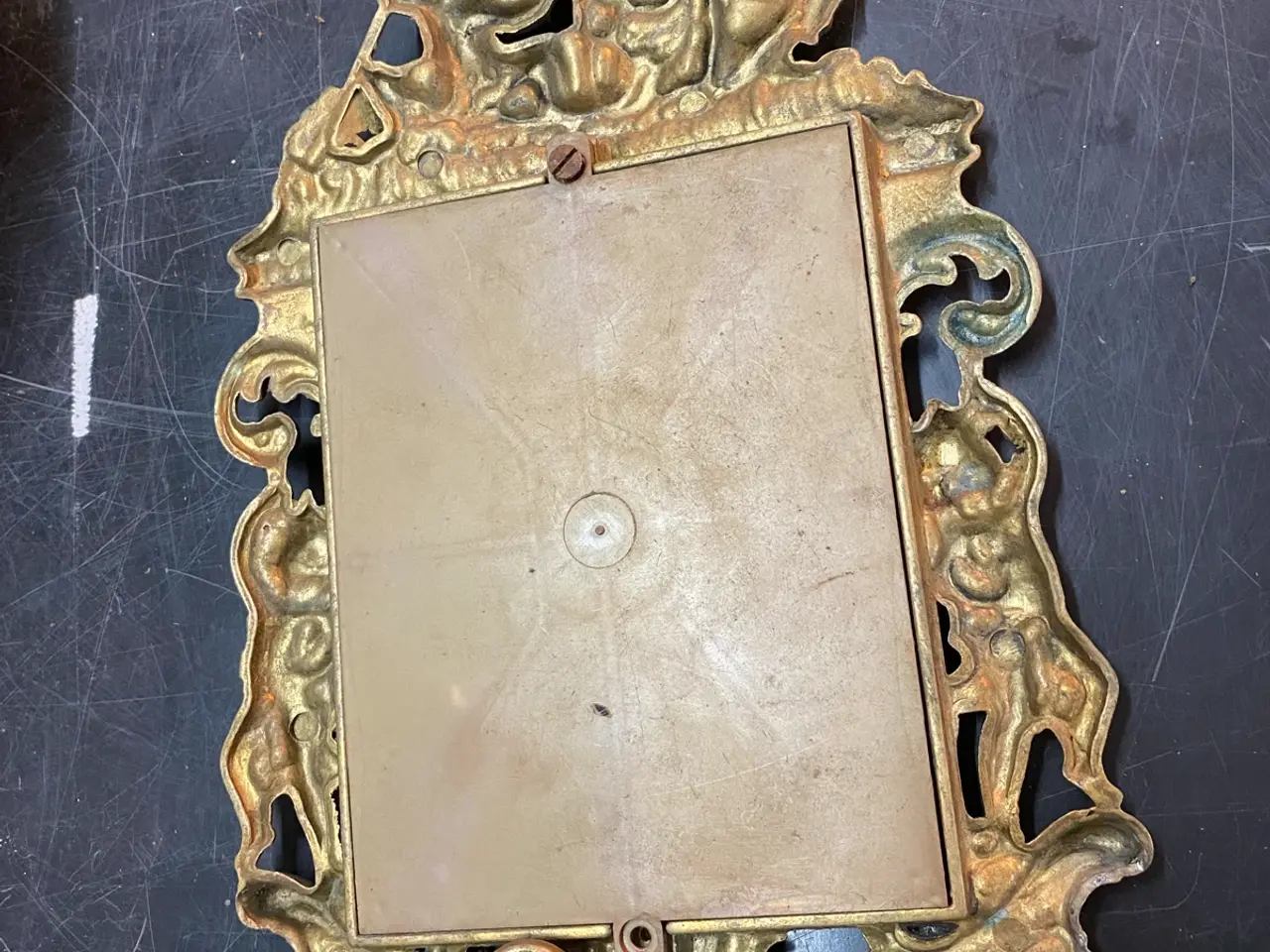 Billede 3 - Flot vintage messingramme med putti og skib – 24,5