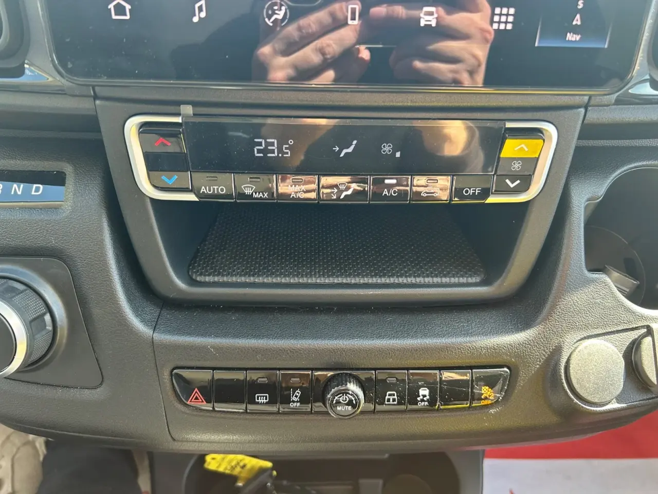 Billede 17 - Peugeot e-Boxer 435 110 L3H2 Premium