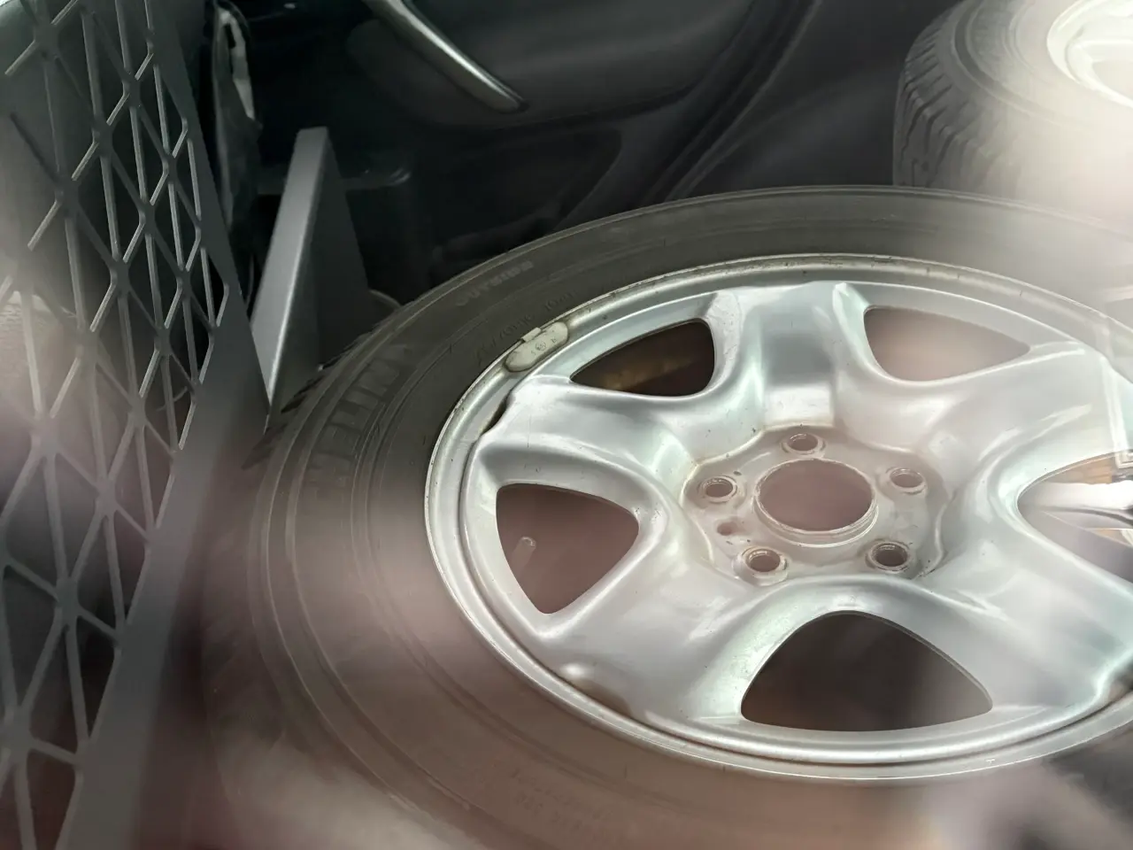 Billede 7 - Fin rav4 diesel momsfri køreegenskab CD 
