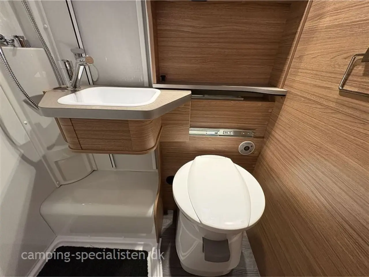 Billede 13 - 2026 - Weinsberg CaraSuite 650 MEG   NYHED Weinsberg CaraSuite 650 MEG Edition SPICY 2026 - Kan ses nu hos Camping-Specialisten.dk