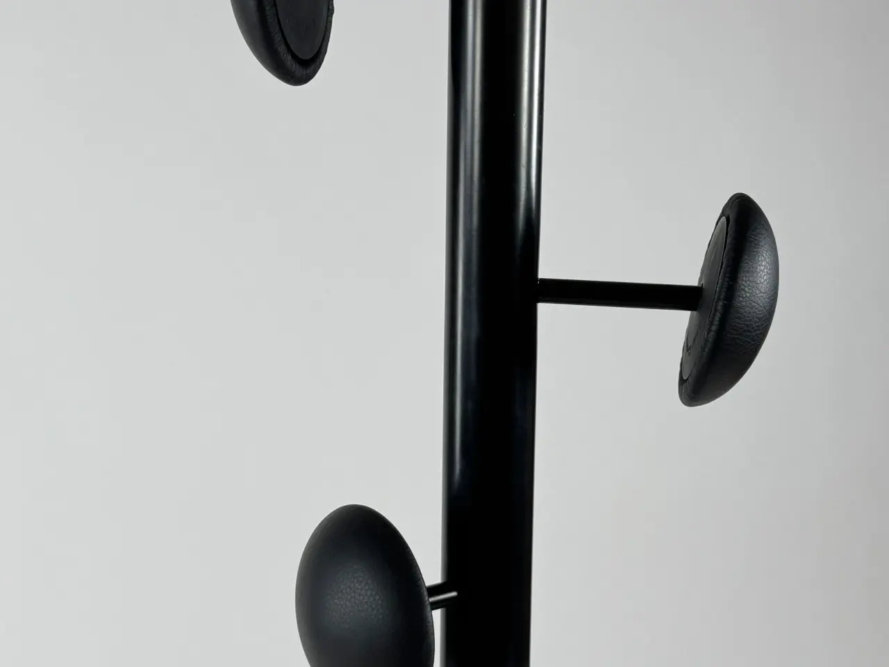 Billede 3 - Bent Hansen Hang Up Stumtjener – Sort H175 cm