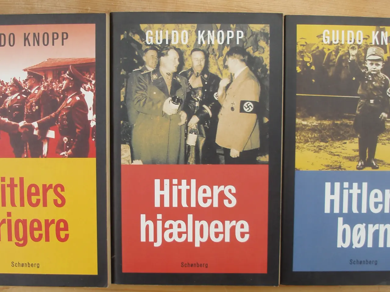 Billede 2 - 3 stk Hitlerbøger af Guido Knopp