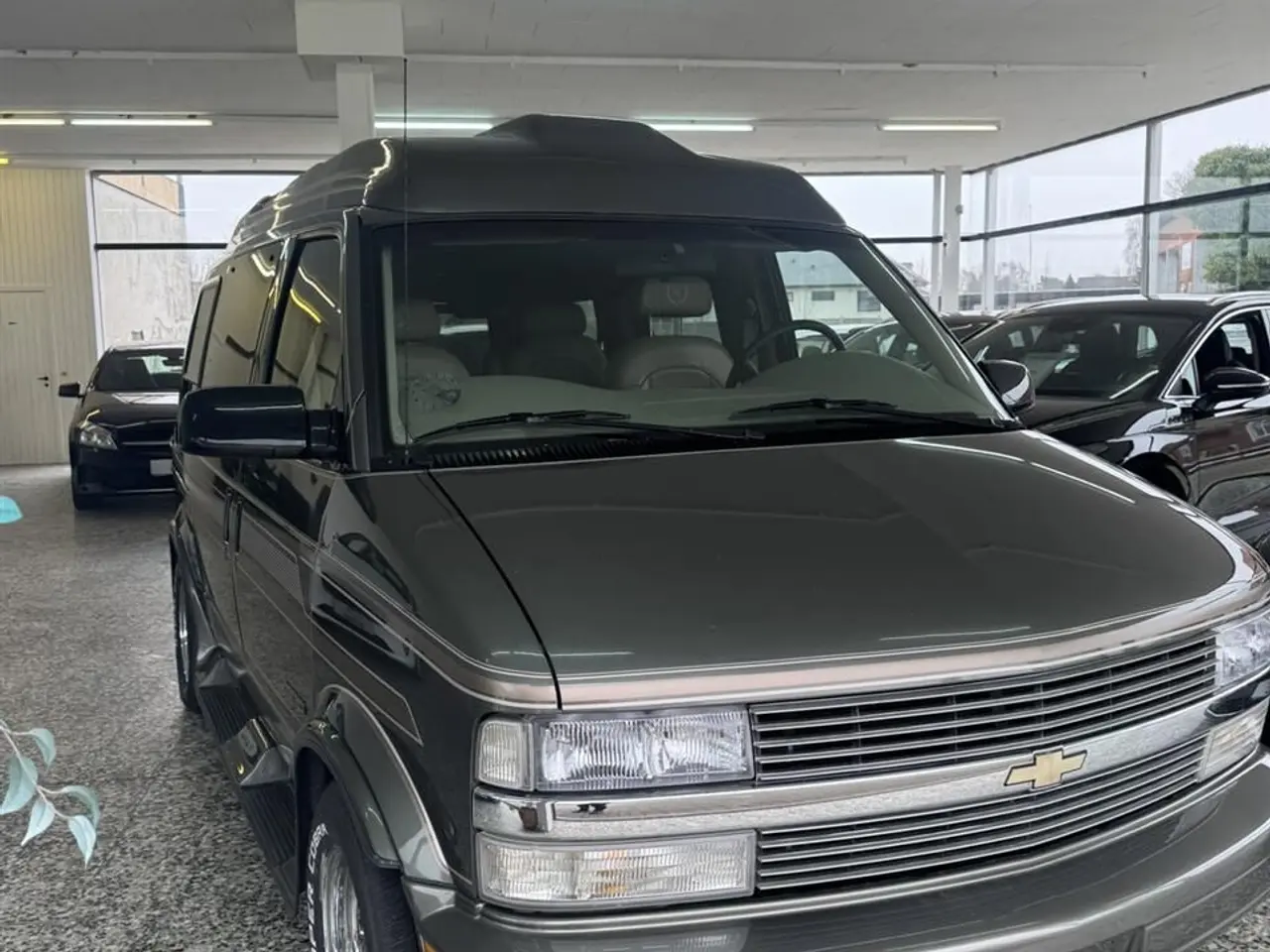 Billede 2 - Chevrolet Astro Extended 4,3 186HK Aut.