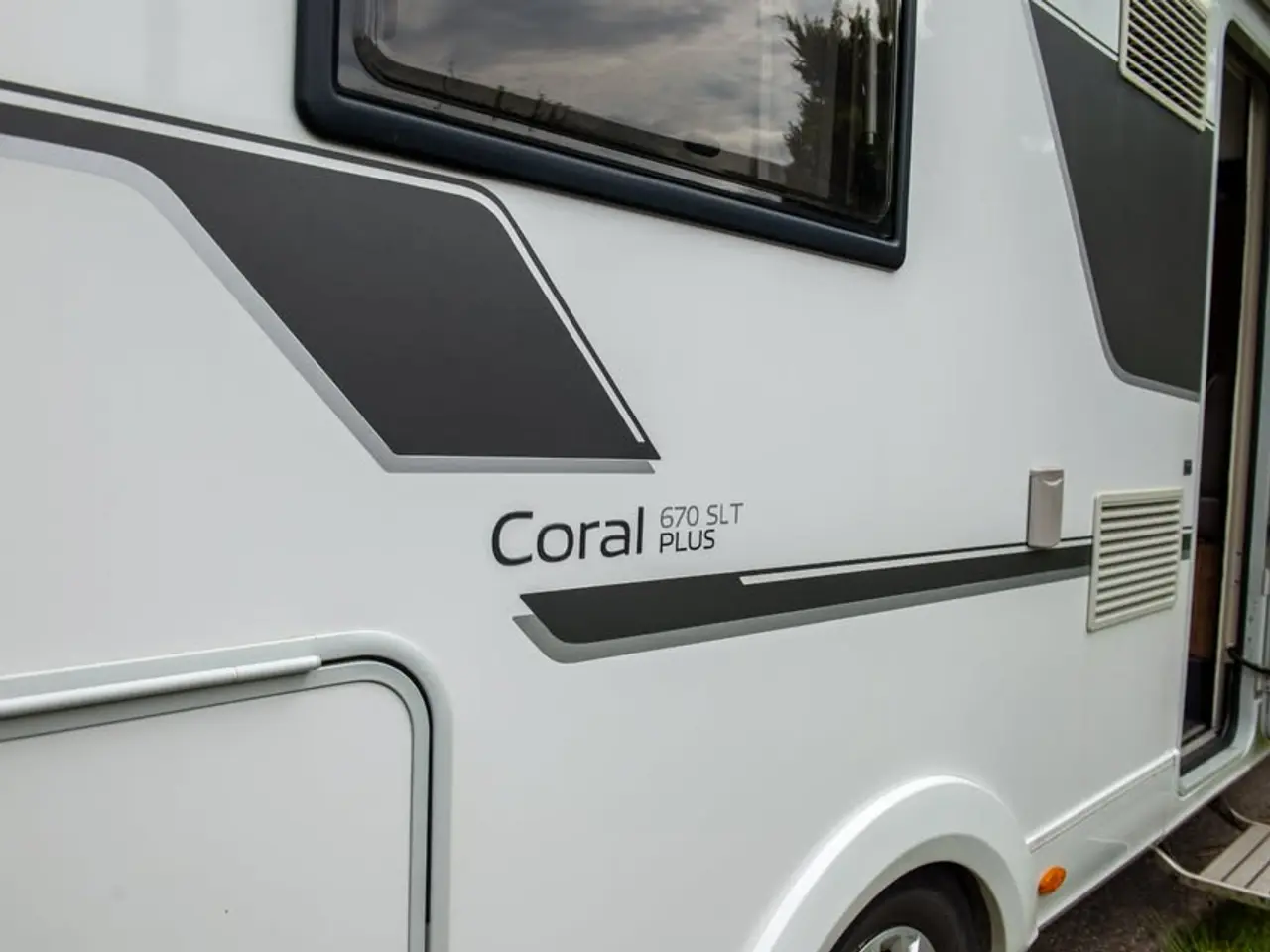 Billede 12 - Yderst velholdt Adria Coral Plus 670 SLT 