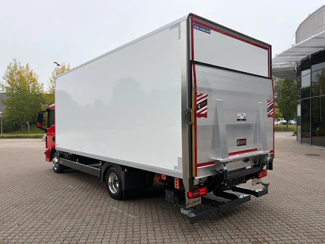 Billede 4 - MAN TGL 8.220 BL, Lukket kasse