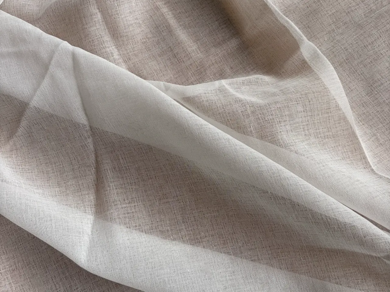 Billede 2 - 4 tynde gardiner 140x245cm