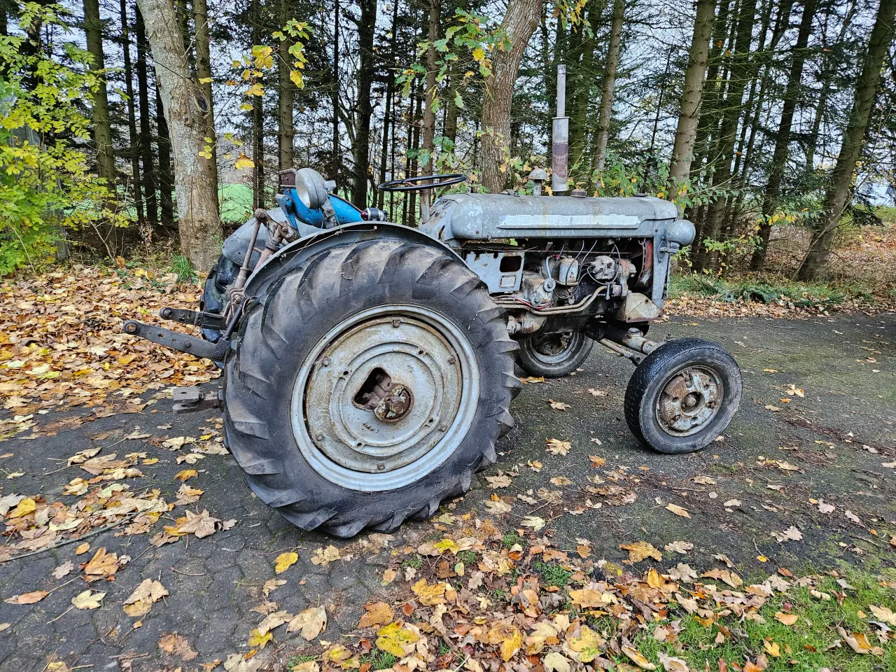 Billede 5 - IH Farmall 235 Benzin Galvaniseret Specialmodel