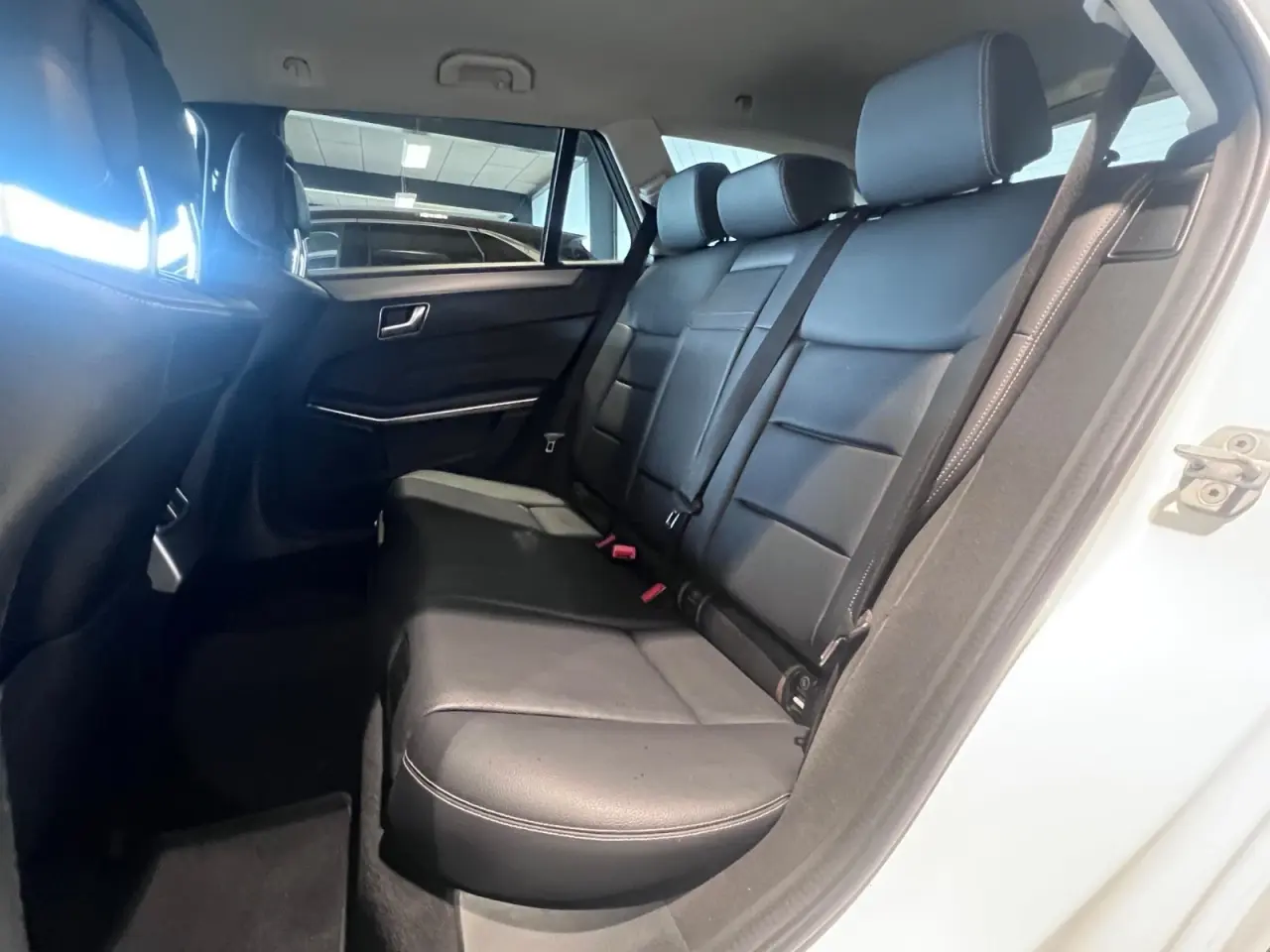 Billede 8 - Mercedes E200 2,2 CDi Avantgarde stc. aut.
