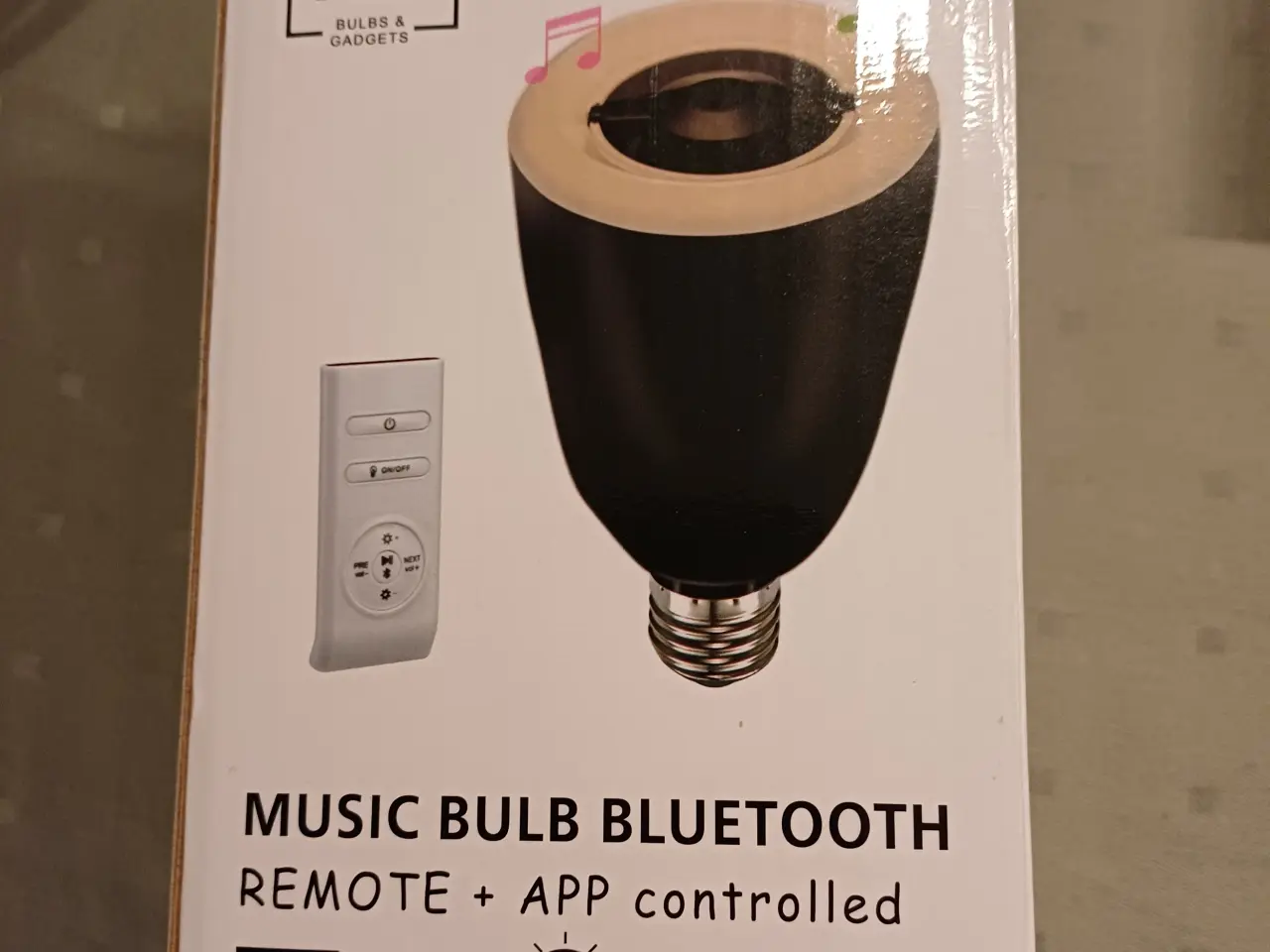 Billede 2 - Super sej Bluetooth højtaler som pære m lys efter 