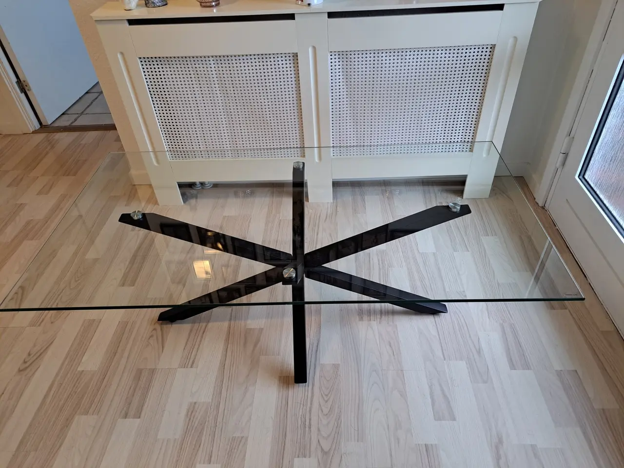 Billede 2 - Sofabord "NYT" med glasplade og stålben