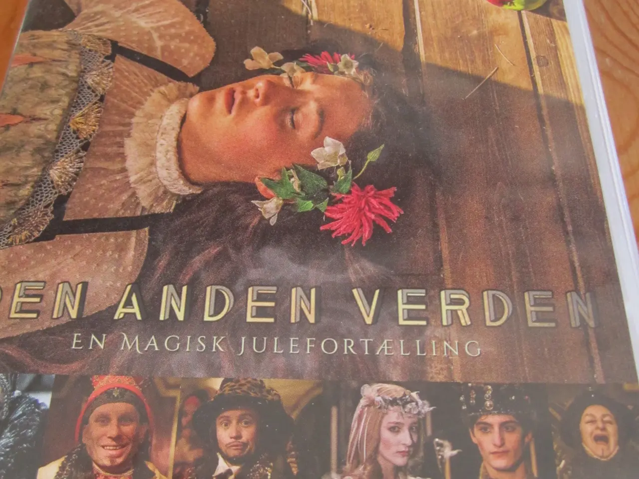 Billede 1 - JULEKALENDER fra DR. Den anden verden.