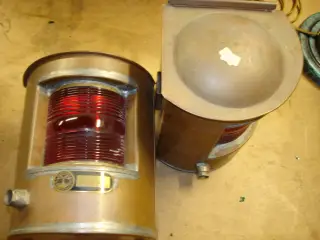 Skibslamper og bordlampe